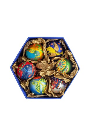 Set of glass Christmas balls inspired by the paintings of Maria Prymachenko.