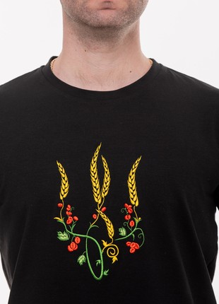 Men's t-shirt with embroidery "Ukrainian coat of arms Red Kalyna" black2 photo