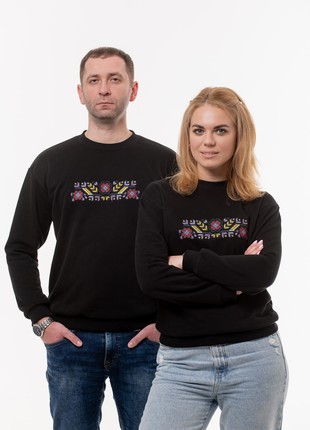 Men's sweatshirt with embroidery "Polyova" black7 photo