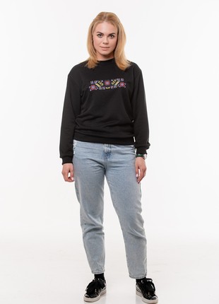 Women's sweatshirt with embroidery "Polyova" black5 photo