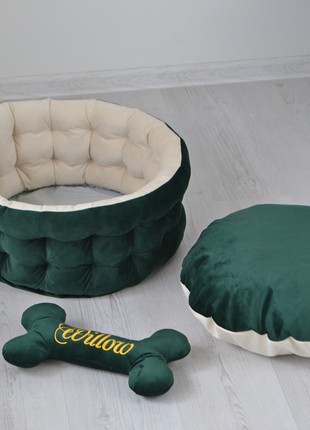 Personalized Emerald Green Dog Bed - 23.6 in. (60 cm.)5 photo