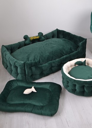 Personalized Emerald Green Dog Bed - 23.6 in. (60 cm.)9 photo