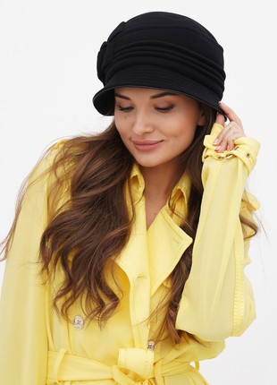 Cloche hat women's made of cashmere black1 photo