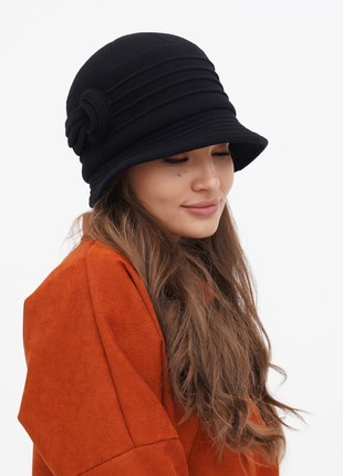 Women's hat cloche made of cashmere black2 photo