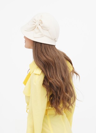 Women's hat cloche made of cashmere beige5 photo