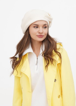 Women beret with a flower cashmere hat beige4 photo