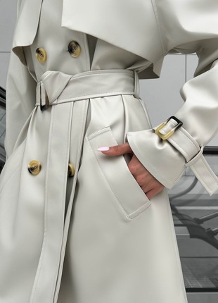Trench coat Next is shortened in white color4 photo