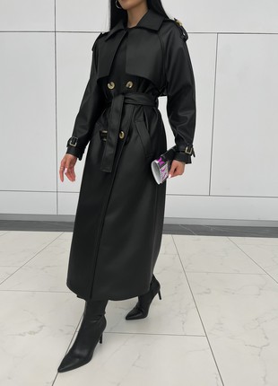 The Next trench coat is elongated in black6 photo