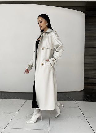 The Next trench coat is elongated in white8 photo