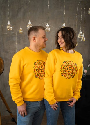 Fleece sweatshirt with coded ornament "You are my heart"
