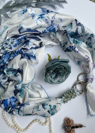 Scarf "Turquoise waltz::  from the brand MyScarf. Decorated with natural sodalite3 photo