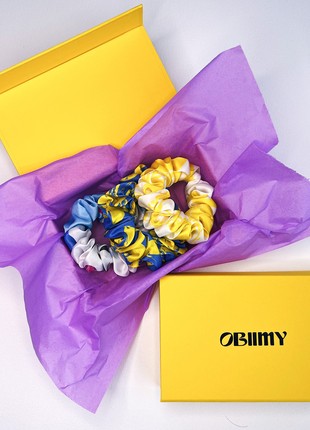 Set of 3 silk scrunchies with prints by Ukrainian artist
