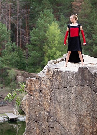 Long dress with a red square "Peaceful warrior"5 photo