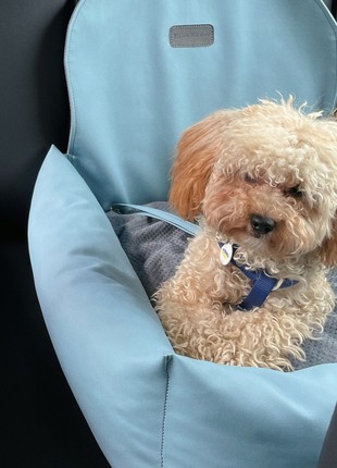 Dog car seat "Cloud"