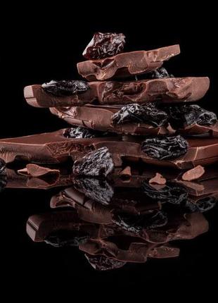 Dark chocolate with dried cherries3 photo