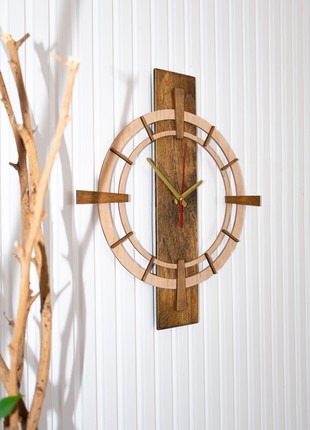 Wall clock made of wood, height 50cm, covered with linseed oil and beeswax3 photo