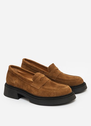 Handcrafted Suede Women's Loafer