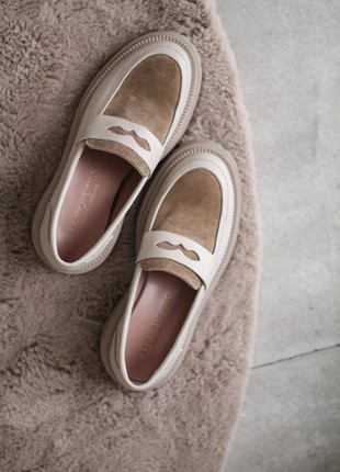 Handcrafted Leather Women's Loafer5 photo