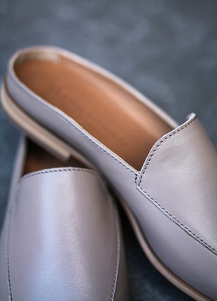 Women's leather mules9 photo