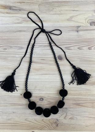 One row black necklace with tassels3 photo