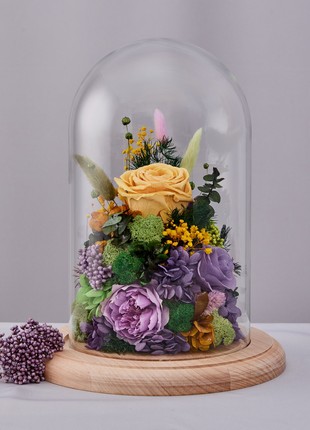 Flowers in glass dome "Lavender Garden"1 photo