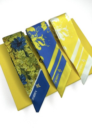 Set of 3 silk twillies with print by Ukrainian artist 84*5