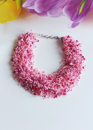 Pink beaded necklace, violet beads necklace, chunky crystal necklace, native woman necklace, pearl bib necklace
