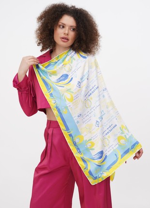 Designer  big scarf  "fWith Ukraine in the heart "  ( phrases of Ukrainians about freedom)8 photo