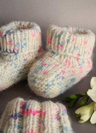 Handmade knitting booties and socks for babies3 photo