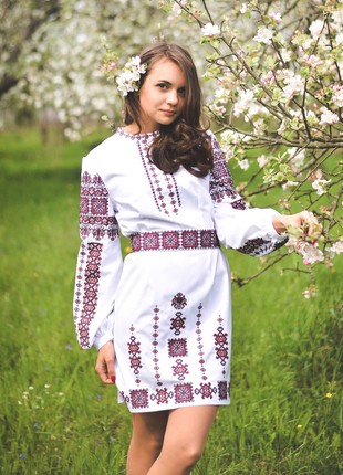 Emroidered dress2 photo