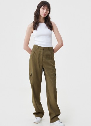 Khaki cargo pants made of suit fabric with viscose