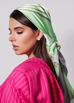 Designer Silk Scarf "Ranunculus".5 photo