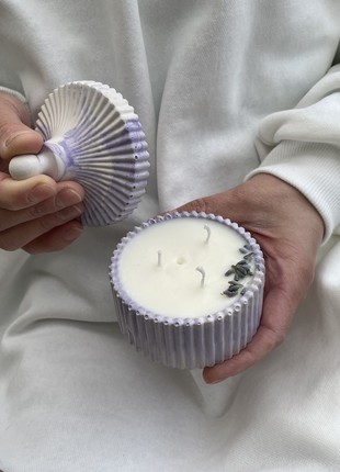 Lavender candle in capsho 200ml