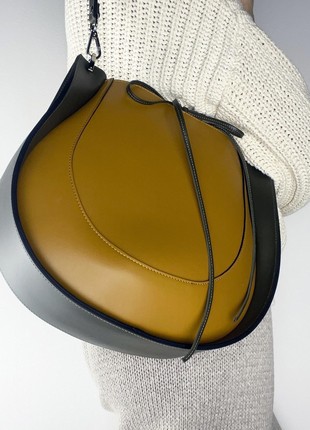 Large Leather Bag For Woman, Mustard leather crossbody, Khaki leather purse, Luxury handbag, Lamponi Guitar