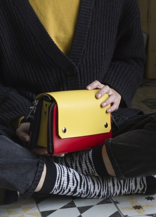 Navi leather bag in yellow, blue and red color6 photo