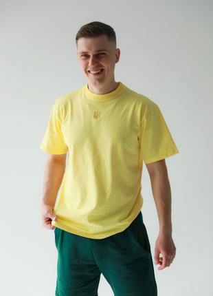 Yellow T-shirt for men "Trident"