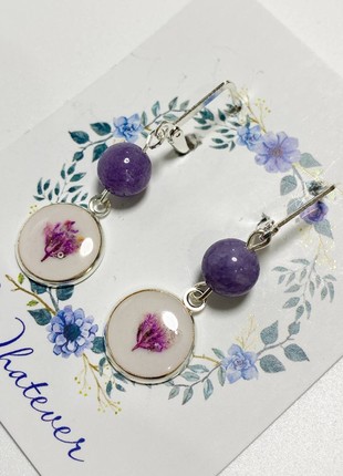 Earrings with dry flowers and natural stones
