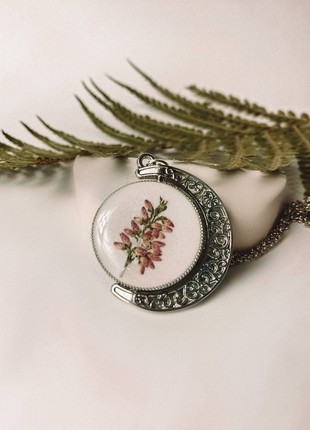 Double-sided vintage pendant