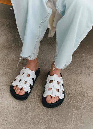 White leather women craftsmanship flip-flops3 photo