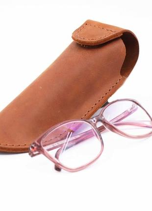 Handmade leather reading glasses case with magnetic closure1 photo