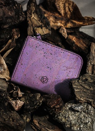 Natural cork Castle Lite wallet in purple color