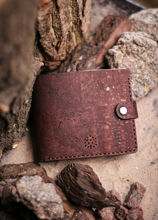 Natural cork Lefroy Lite wallet in brown color2 photo