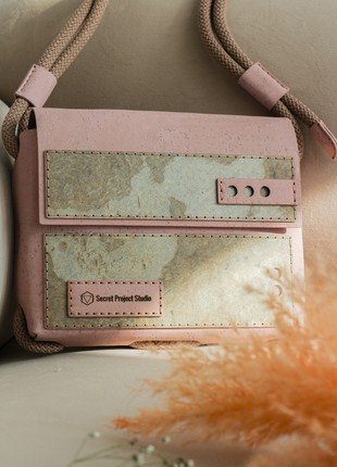 Crossbody bag Lohan M in blush cork and taupe stone7 photo