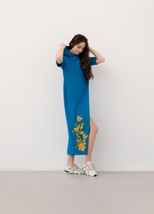 Long woman blue embroidered dress with the embroidery "Bavovna"