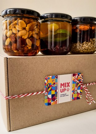 Gift set of honey MIXUP three desserts, 0.72 kg