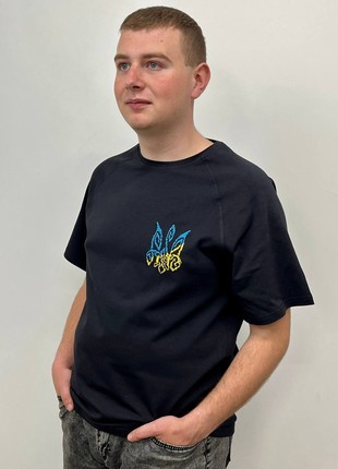 Men's t-shirt with embroidery "Trident"