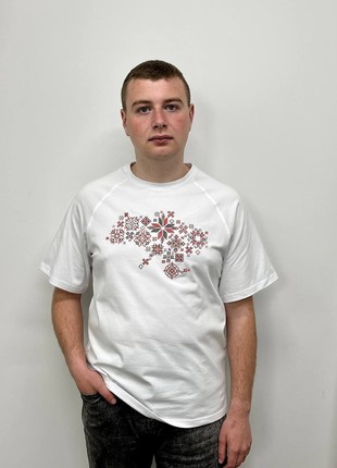 Men's t-shirt with embroidery "Ukraine"