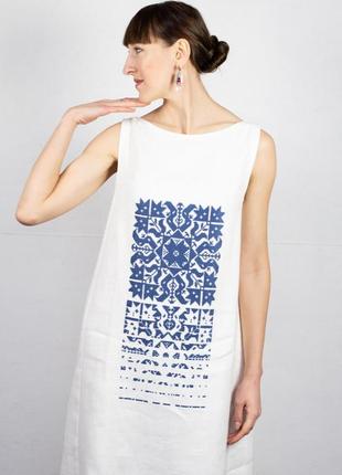 Linen dress with hard-embroidery zirka