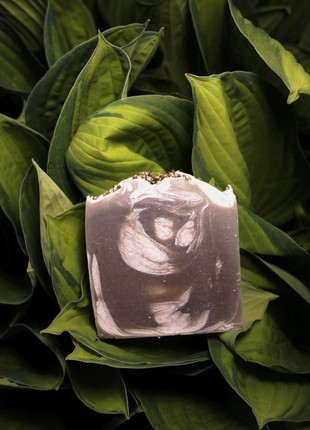Soap with white clay and aroma of cinnamon and patchouli