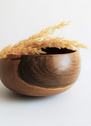 Large wooden salad bowl7 photo